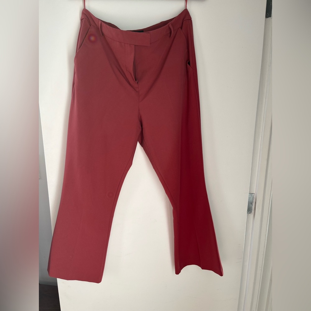 Topshop pinky crop flare size 8